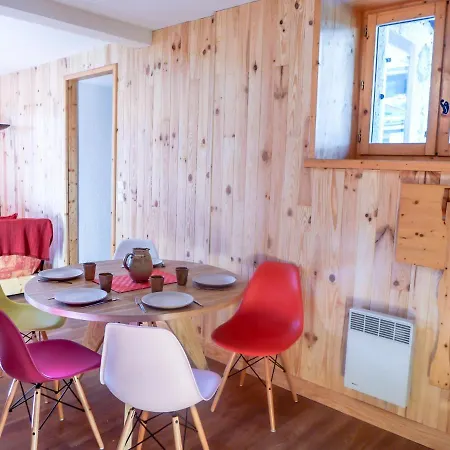 Apartment Le Tour By Interhome
