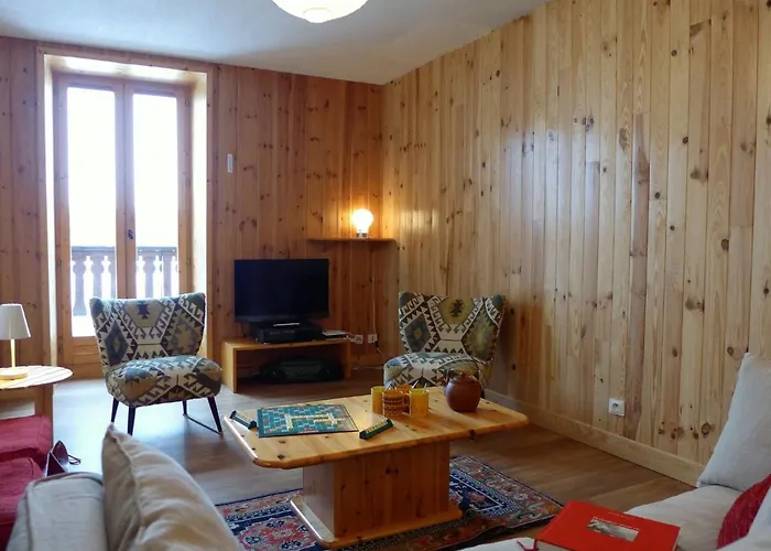 Le Tour By Interhome アパート